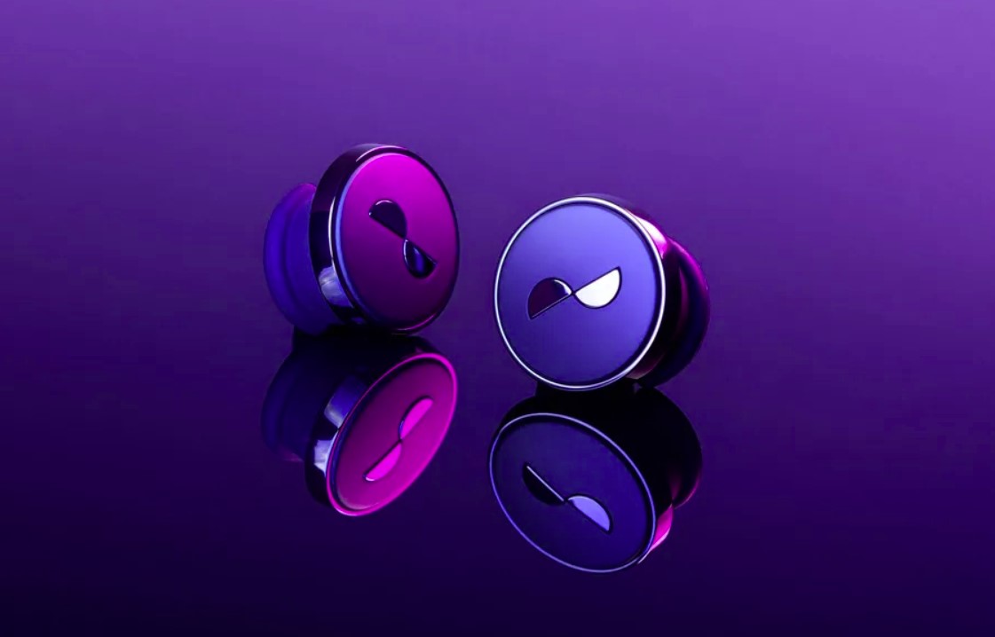 The NuraTrue Pro are the first wireless earphones to feature